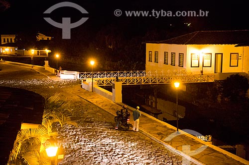  Vista da Avenida Sebastião Fleury Curado durante a noite com Museu Casa de Cora Coralina - casa em que a escritora Cora Coralina viveu  - Goiás - Goiás (GO) - Brasil