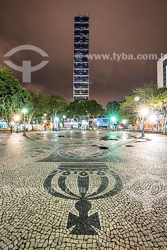  Calçamento em Pedra Portuguesa na Praça Tiradentes com o Edifício Garagem Centro Paulista ao fundo  - Rio de Janeiro - Rio de Janeiro (RJ) - Brasil