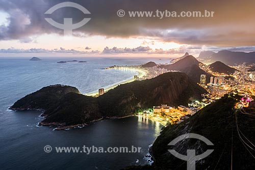  Vista da Praia Vermelha e do Morro da Babilônia a partir do Morro da Urca com a Praia de Copacabana ao fundo  - Rio de Janeiro - Rio de Janeiro (RJ) - Brasil