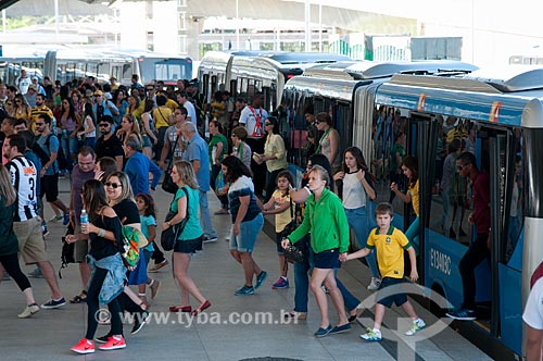  Passageiros na Estação BRT Morro do Outeiro - Terminal Centro Olímpico - extensão do Metrô Rio - linha 4  - Rio de Janeiro - Rio de Janeiro (RJ) - Brasil