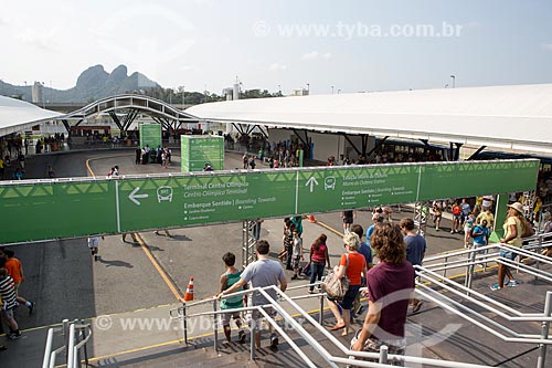  Passageiros na Estação BRT Morro do Outeiro - Terminal Centro Olímpico - extensão do Metrô Rio - linha 4  - Rio de Janeiro - Rio de Janeiro (RJ) - Brasil