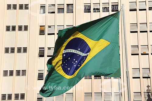  Detalhe da Bandeira do Brasil hasteada  - Rio de Janeiro - Rio de Janeiro (RJ) - Brasil