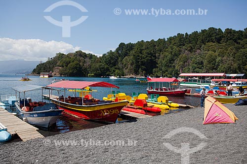  Barcos ancorados no Lago Ranco  - Lago Ranco - Província de Ranco - Chile