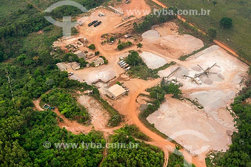  Foto aérea de mina de concreto na periferia da cidade de Tucumã  - Tucumã - Pará (PA) - Brasil