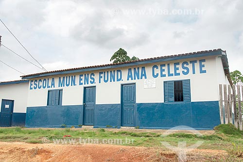  Fachada da Escola Municipal de Ensino Fundamental Ana Celeste no Km 23 da Rodovia PA-273  - São Félix do Xingu - Pará (PA) - Brasil