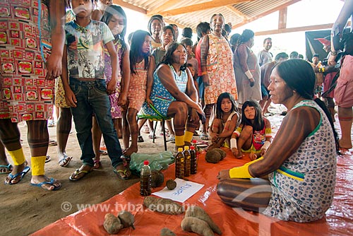  Sementes disponíveis para troca na Feira de troca de sementes da Aldeia Moikarakô - Terra Indígena Kayapó - com a participação de outras tribos e etnias  - São Félix do Xingu - Pará (PA) - Brasil