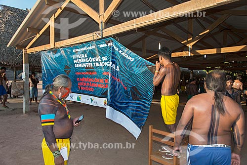  Feira de troca de sementes na Aldeia Moikarakô - Terra Indígena Kayapó - com a participação de outras tribos e etnias  - São Félix do Xingu - Pará (PA) - Brasil