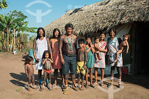  Família na Aldeia Moikarakô - Terra Indígena Kayapó  - São Félix do Xingu - Pará (PA) - Brasil