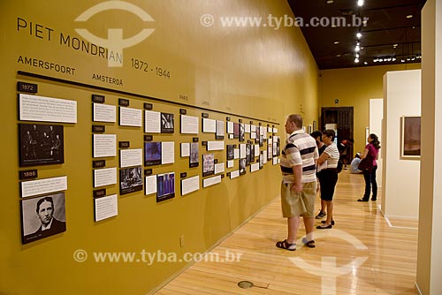  Fotografias em exibição durante exposição de Piet Mondrian no Centro Cultural Banco do Brasil  - Rio de Janeiro - Rio de Janeiro (RJ) - Brasil