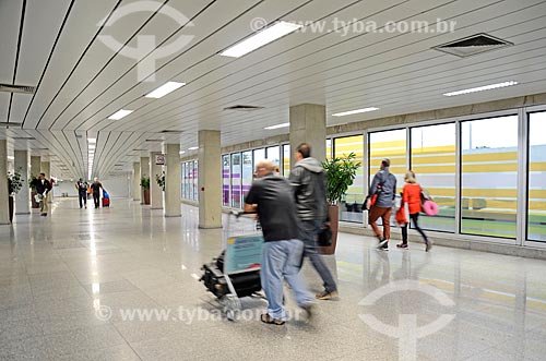 Passageiros no Aeroporto Internacional Antônio Carlos Jobim  - Rio de Janeiro - Rio de Janeiro (RJ) - Brasil