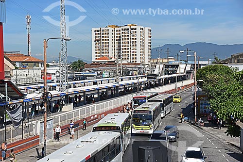  Trânsito na Rua Carolina Machado e Estação de trens de Madureira  - Rio de Janeiro - Rio de Janeiro (RJ) - Brasil