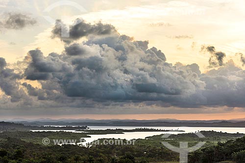  Vista do pôr do sol na orla de maraú a partir do Farol de Taipu  - Maraú - Bahia (BA) - Brasil