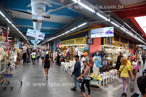  Loja de artigos religiosos no Grande Mercado de Madureira (1959) - mais conhecido como Mercadão de Madureira  - Rio de Janeiro - Rio de Janeiro (RJ) - Brasil