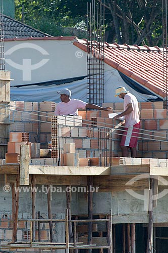  Canteiro de obras na construção de casa  - São Lourenço - Minas Gerais (MG) - Brasil