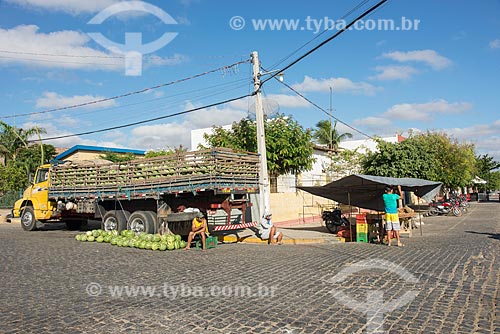  Barraca e frutas à venda na cidade de Monteiro  - Monteiro - Paraíba (PB) - Brasil