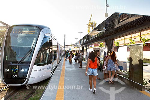  Passageiros na Estação Utopia-Aquario do Veículo leve sobre trilhos do Rio de Janeiro na Orla Prefeito Luiz Paulo Conde  - Rio de Janeiro - Rio de Janeiro (RJ) - Brasil