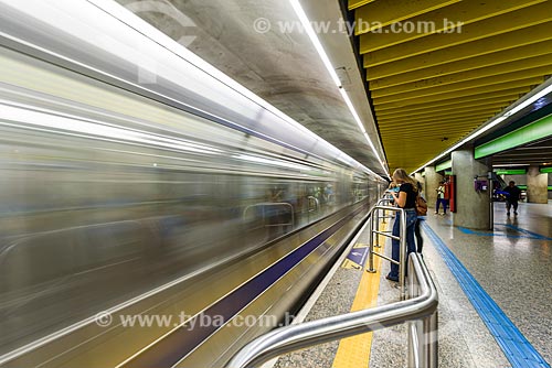  Interior de estação do Metrô de São Paulo  - São Paulo - São Paulo (SP) - Brasil