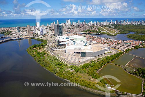  Foto aérea do Shopping Rio Mar com o bairro de Boa Viagem ao fundo  - Recife - Pernambuco (PE) - Brasil