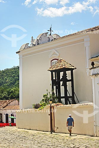  Fachada lateral com campanário da Igreja de Nossa Senhora da Boa Morte (1779) - também abriga o Museu de Arte Sacra da Boa Morte  - Goiás - Goiás (GO) - Brasil
