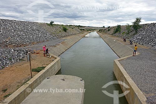  Canal de irrigação do Projeto de Integração do Rio São Francisco com as bacias hidrográficas do Nordeste Setentrional  - Monteiro - Paraíba (PB) - Brasil