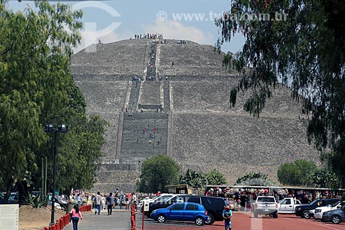  Pirâmide del Sol (Pirâmide do Sol) nas Ruínas de Teotihuacan  - San Juan Teotihuacán - Estado do México - México