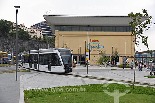  Veículo leve sobre trilhos próximo ao AquaRio - aquário marinho da cidade do Rio de Janeiro  - Rio de Janeiro - Rio de Janeiro (RJ) - Brasil