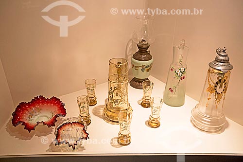  Utensílios de vidro em exibição no Museu Nacional de Imigração e Colonização (1870)  - Joinville - Santa Catarina (SC) - Brasil