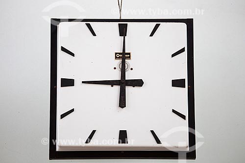  Relógio em exibição na Estação Museu da Memória - antiga Estação Ferroviária de Joinville  - Joinville - Santa Catarina (SC) - Brasil