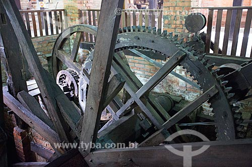  Detalhe de roda de água para gerar energia na antiga Marcenaria Behling - atual Museu do Marceneiro  - Pomerode - Santa Catarina (SC) - Brasil