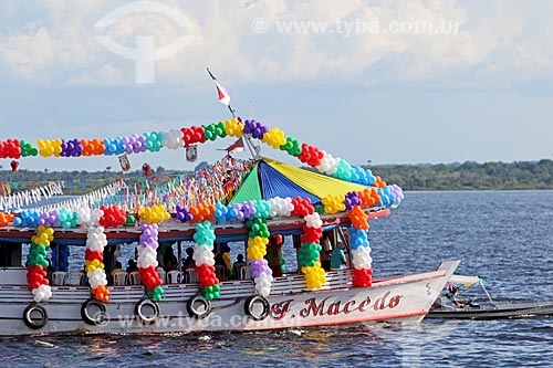  Barco decorado durante a procissão fluvial em celebração à São Pedro no Rio Negro  - Manaus - Amazonas (AM) - Brasil