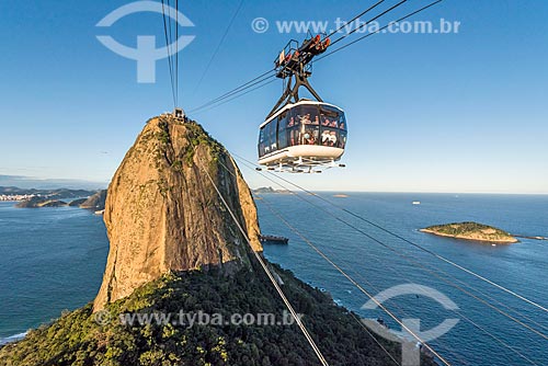  Vista do Pão de Açúcar durante a travessia entre o Morro da Urca  - Rio de Janeiro - Rio de Janeiro (RJ) - Brasil