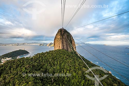  Vista do Pão de Açúcar durante a travessia entre o Morro da Urca  - Rio de Janeiro - Rio de Janeiro (RJ) - Brasil