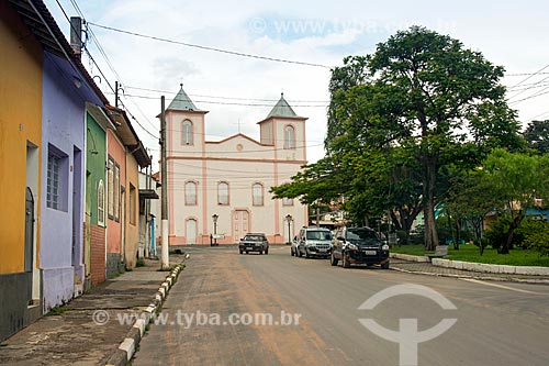  Vista da Igreja de Nossa Senhora do Rosário (1869)  - Santa Branca - São Paulo (SP) - Brasil