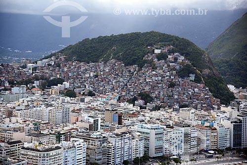  Foto aérea do bairro de Copacabana com a Favela do Cantagalo ao fundo  - Rio de Janeiro - Rio de Janeiro (RJ) - Brasil