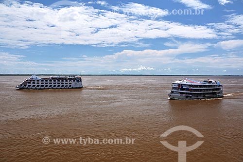  Chalanas - embarcação regional - no Rio Amazonas próximo à Itacoatiara  - Itacoatiara - Amazonas (AM) - Brasil