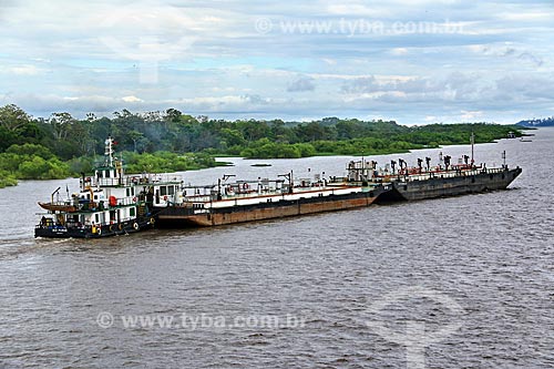  Navio-tanque no Rio Amazonas próximo à Manaus  - Manaus - Amazonas (AM) - Brasil