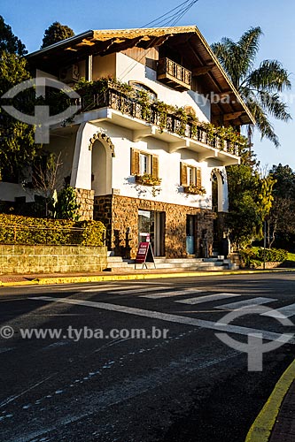 Casa em estilo alpino  - Treze Tílias - Santa Catarina (SC) - Brasil
