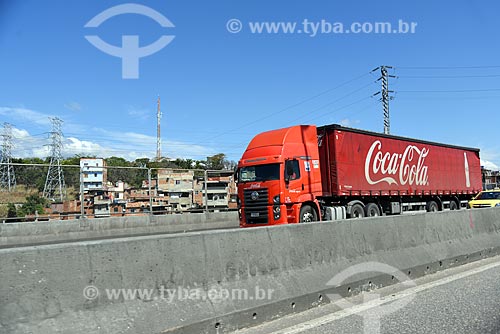  Caminhão da Coca-Cola na Linha Amarela  - Rio de Janeiro - Rio de Janeiro (RJ) - Brasil