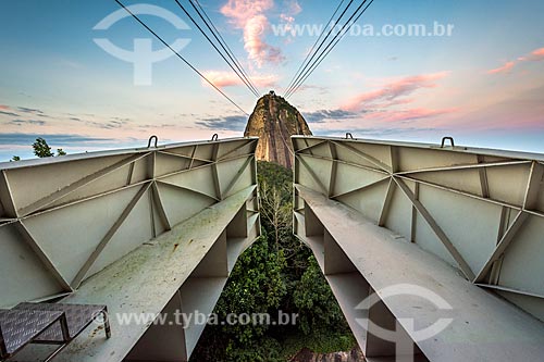  Vista do Pão de Açúcar durante a travessia entre o Morro da Urca  - Rio de Janeiro - Rio de Janeiro (RJ) - Brasil