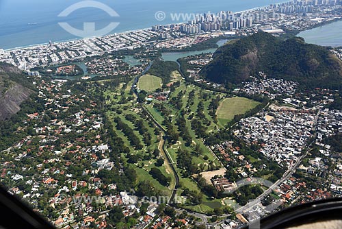  Foto aérea do Itanhangá Golf Club com a Praia da Barra da Tijuca ao fundo  - Rio de Janeiro - Rio de Janeiro (RJ) - Brasil