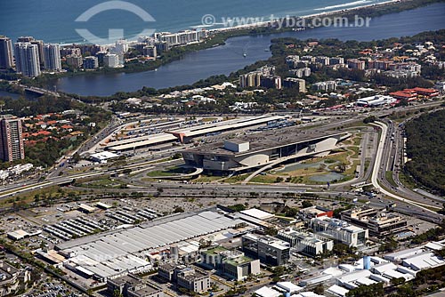  Foto aérea do Trevo das Palmeiras com a Cidade das Artes e o Terminal Alvorada  - Rio de Janeiro - Rio de Janeiro (RJ) - Brasil