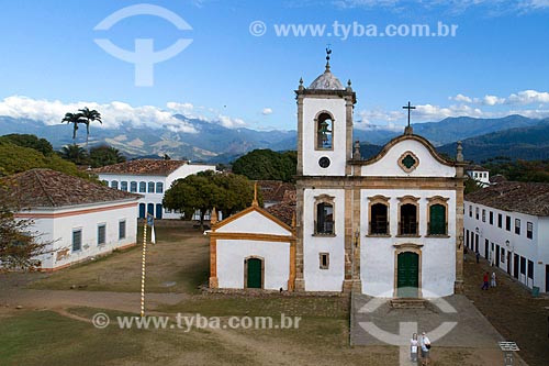  Foto feita com drone da Igreja de Santa Rita de Cássia (1722) no centro histórico da cidade de Paraty  - Paraty - Rio de Janeiro (RJ) - Brasil