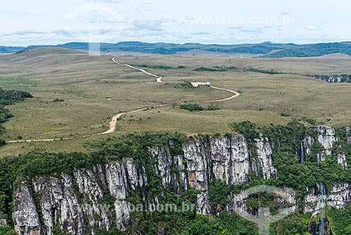  Vista do Cânion Fortaleza no Parque Nacional dos Aparados da Serra  - Cambará do Sul - Rio Grande do Sul (RS) - Brasil