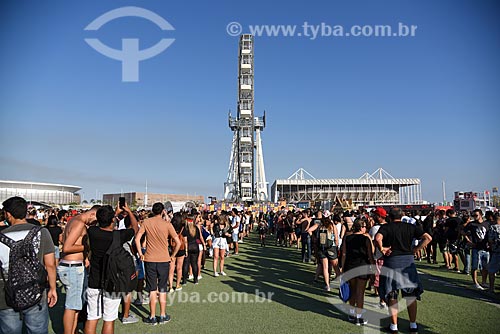  Público chegando no Rock in Rio 2017 no Parque Olímpico Rio 2016  - Rio de Janeiro - Rio de Janeiro (RJ) - Brasil