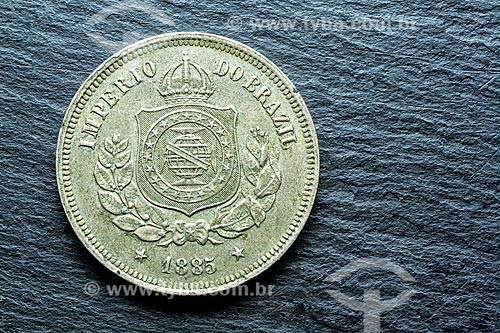  Detalhe de moeda Brasileira - Réis - moeda antiga de 100 Réis  - Florianópolis - Santa Catarina (SC) - Brasil