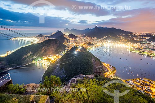  Vista da Enseada de Botafogo a partir do Pão de Açúcar durante o anoitecer  - Rio de Janeiro - Rio de Janeiro (RJ) - Brasil