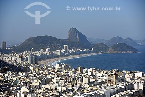  Foto aérea de prédios no bairro de Ipanema com a Praia de Copacabana e o Pão de Açúcar ao fundo  - Rio de Janeiro - Rio de Janeiro (RJ) - Brasil