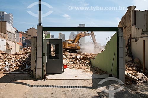  Demolição de casas para a construção de edifício de apartamentos na Rua Joaquim Távora  - São Paulo - São Paulo (SP) - Brasil