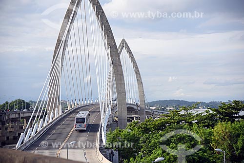 Ônibus do BRT (Bus Rapid Transit) Transcarioca da Ponte Prefeito Pereira Passos (2014)  - Rio de Janeiro - Rio de Janeiro (RJ) - Brasil