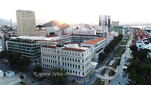  Foto feita com drone da Praça Mauá com o Museu de Arte do Rio (MAR) e o prédio do Departamento de Polícia Federal - Superintendência Regional do Rio de Janeiro (DPF / SR-RJ)  - Rio de Janeiro - Rio de Janeiro (RJ) - Brasil